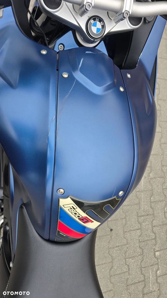 BMW F - 17