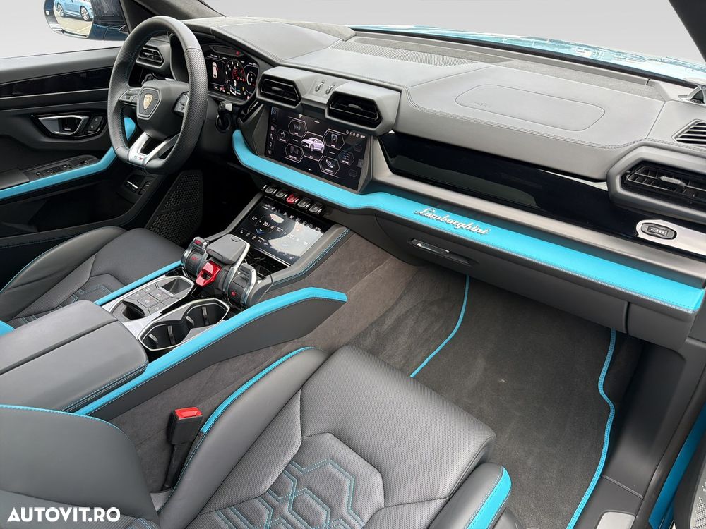 Lamborghini URUS - 7