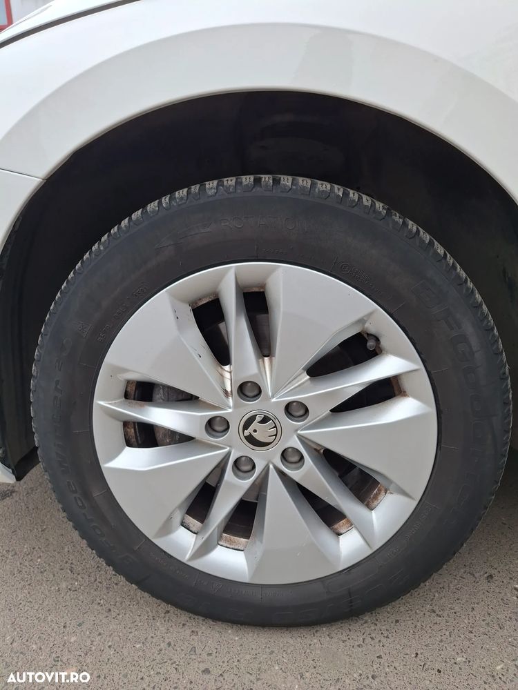 Skoda Octavia 2.0 TDI DSG Style - 9