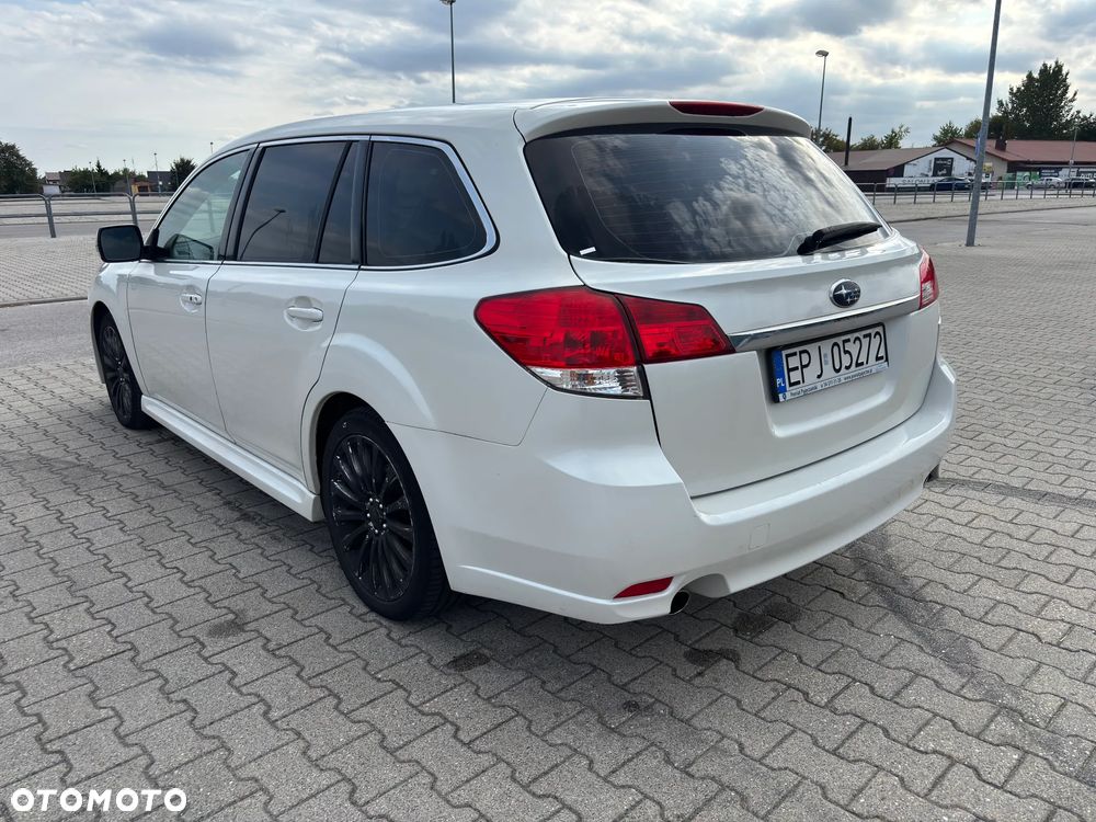 Subaru Legacy 2.5i GT - 5