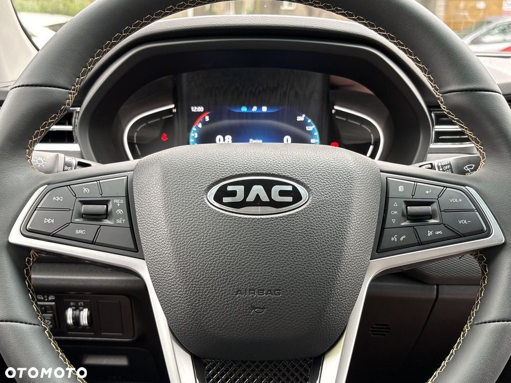 JAC T8 PRO - 11