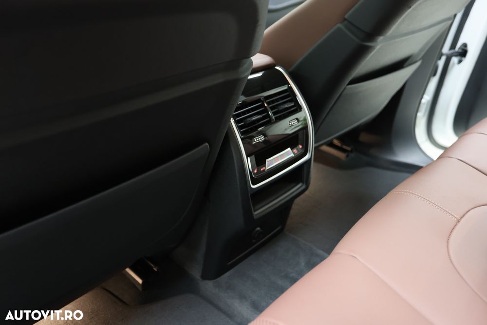 BMW X5 xDrive45e - 16