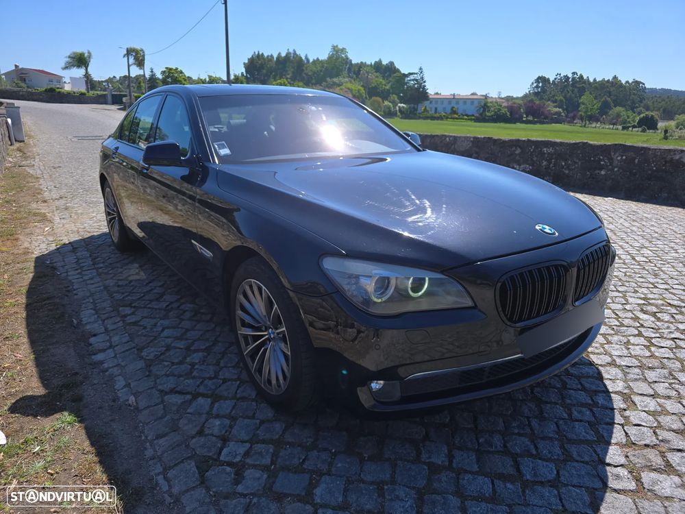 BMW 740 d - 10