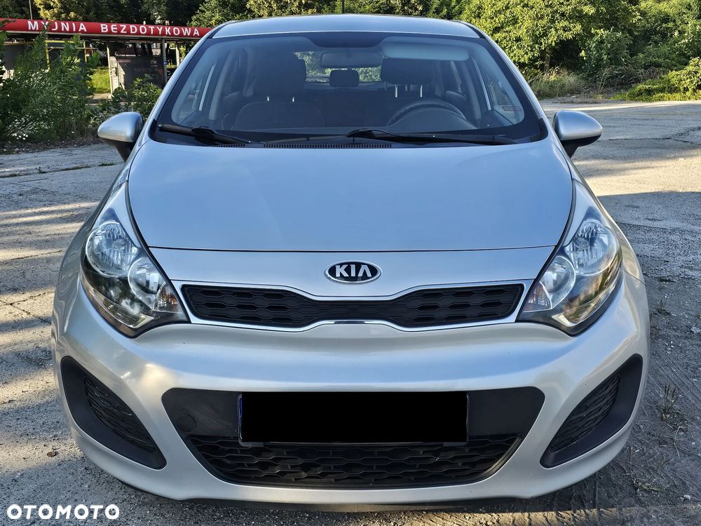 Kia Rio 1.4 Edition 7 - 10