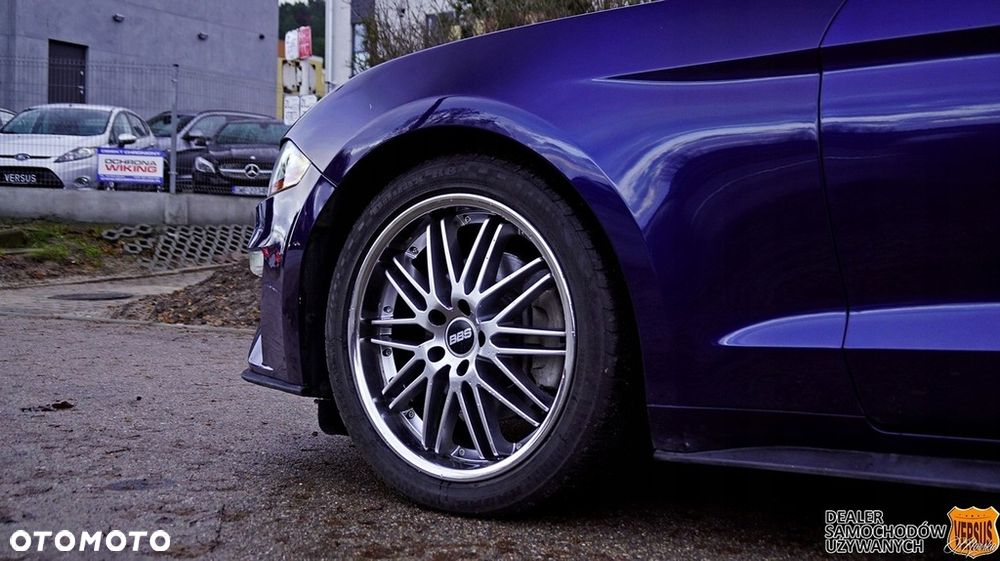 Ford Mustang - 5