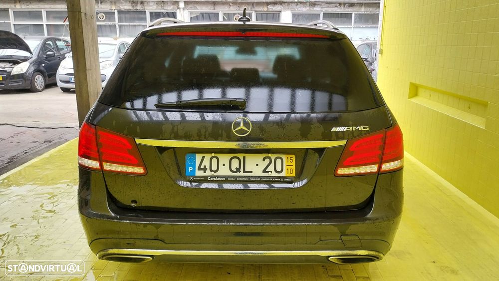 Mercedes-Benz E 250 BlueTEC Avantgarde Auto. - 23