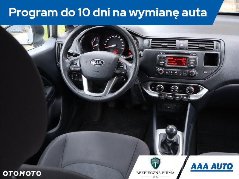 Kia Rio - 9