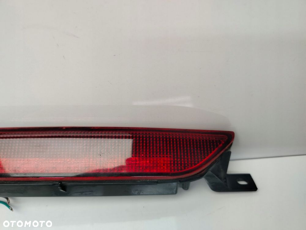 jeep compass lift 11r- trzecie światło stop stopu 05303754af - 3