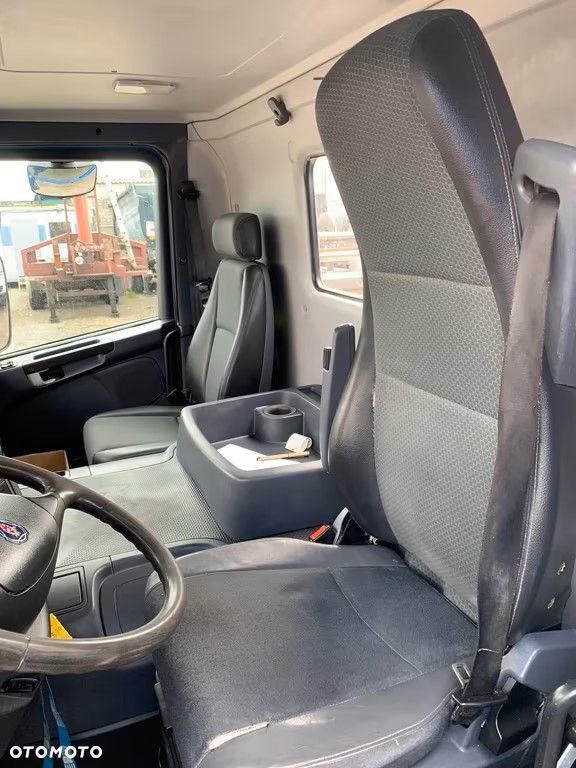 Scania P410 / Betonomieszarka Liebherr 9 m³ / 8x4 / 190 tys. km - 9