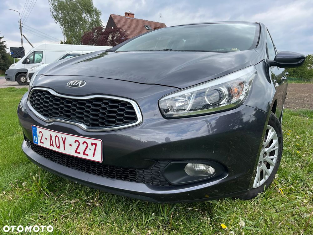 Kia Ceed 1.4 CVVT Attract plus - 2