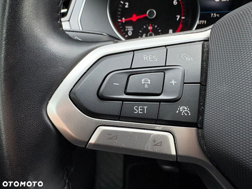 Volkswagen Passat 1.5 TSI EVO Business DSG - 22