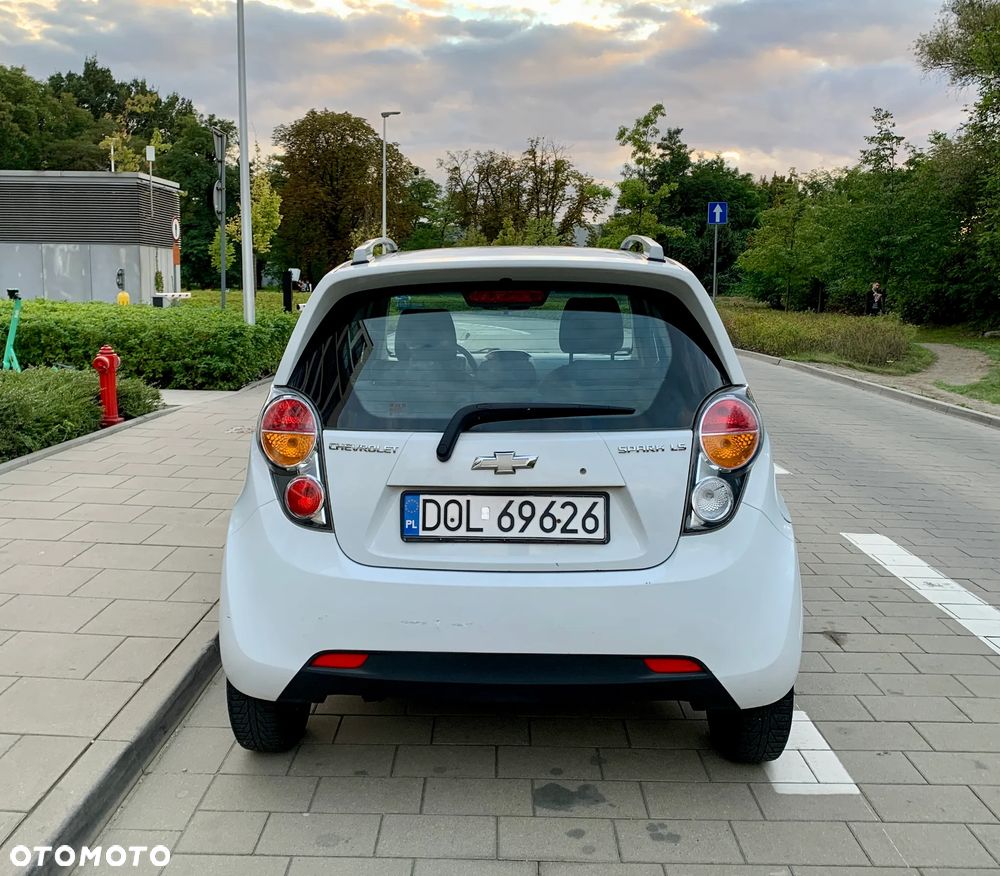 Chevrolet Spark 1.0 LS A/C - 4