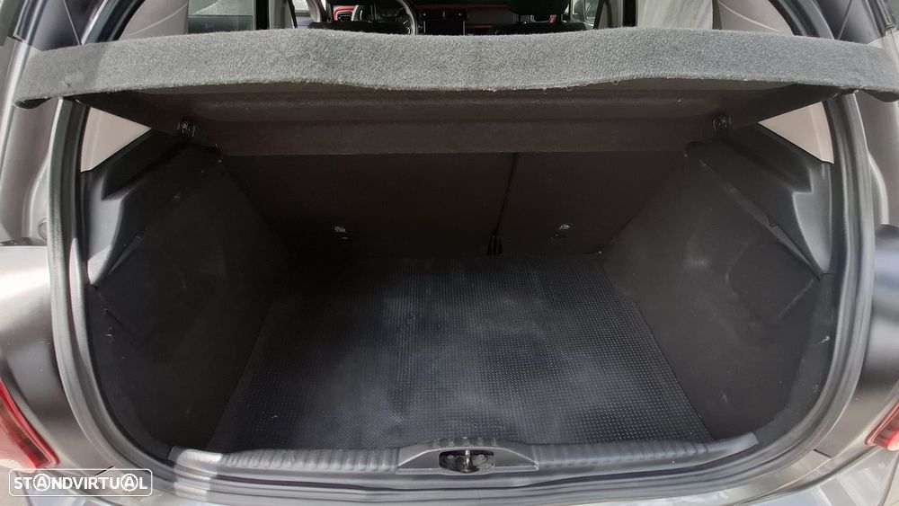 Citroën C3 1.2 PureTech C-Series - 10