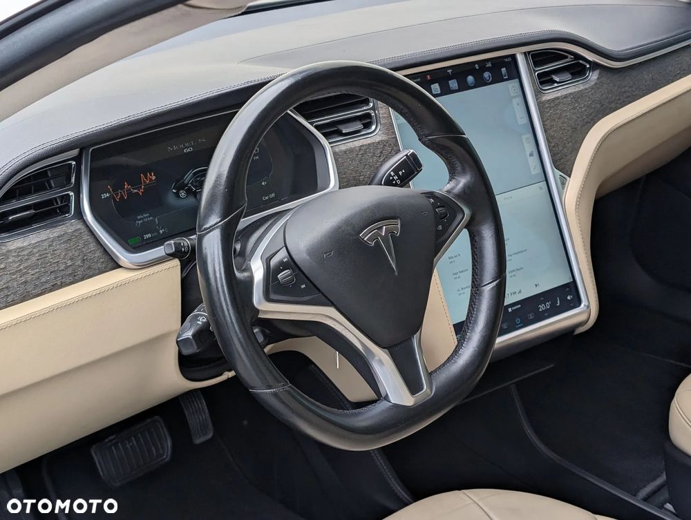 Tesla Model S 60 - 13