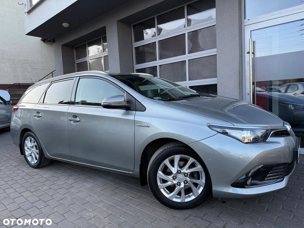 Toyota Auris Hybrid 135 Comfort - 19