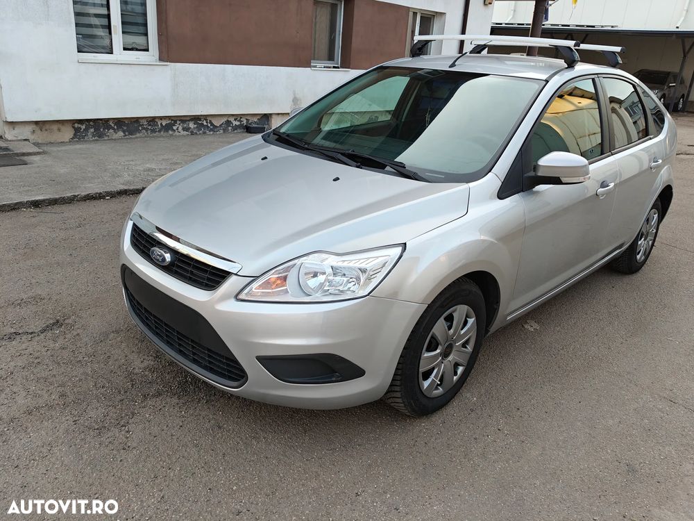 Ford Focus 1.6i Trend - 1