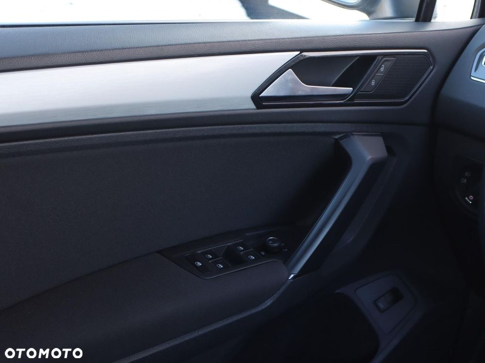 Volkswagen Tiguan 2.0 TDI BMT SCR Comfortline DSG - 14