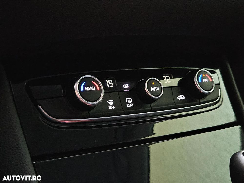 Opel Grandland X 1.2 Start/Stop Automatik Business Elegance - 19