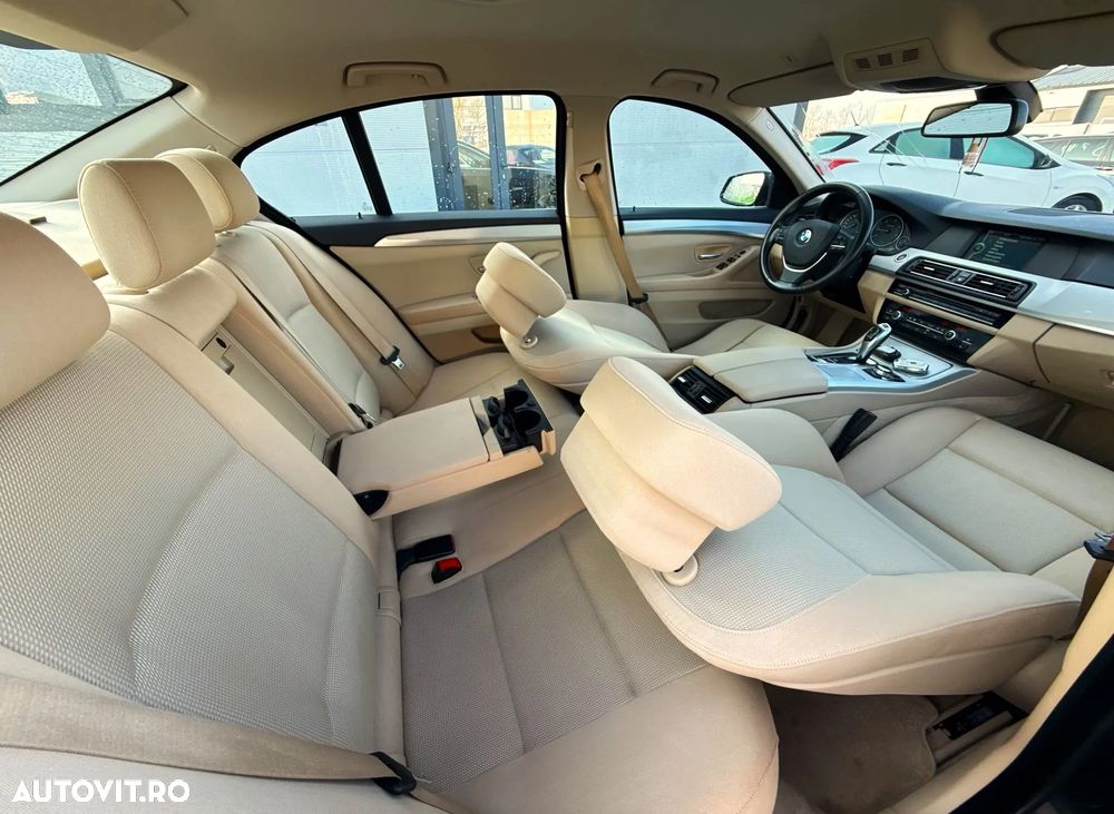 BMW Seria 5 520d Aut. - 22