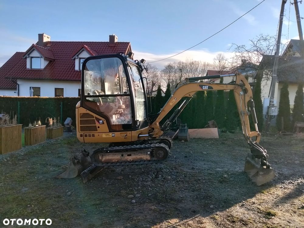 Caterpillar CAT 301.7D - 1