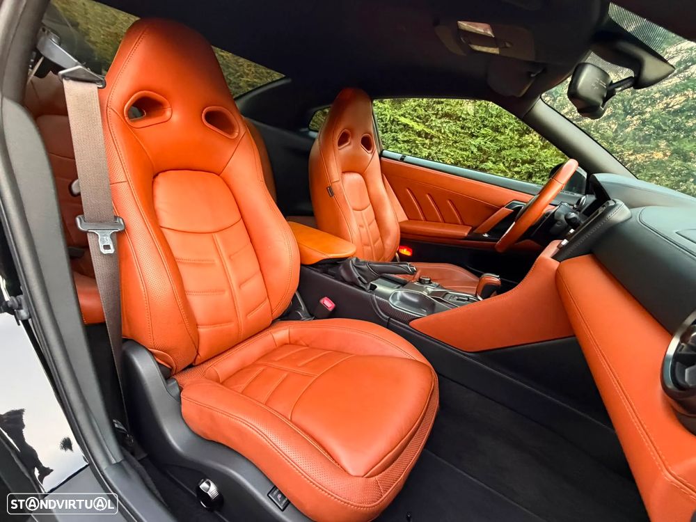 Nissan GT-R Prestige Edition - 15