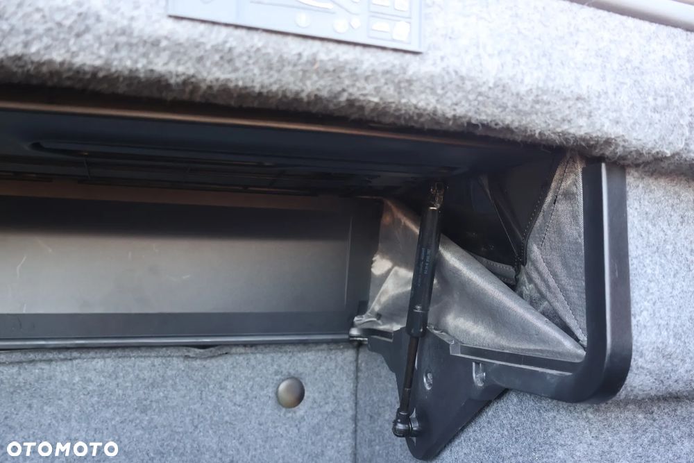 BMW Seria 3 330 Ci Edition Exclusive - 35