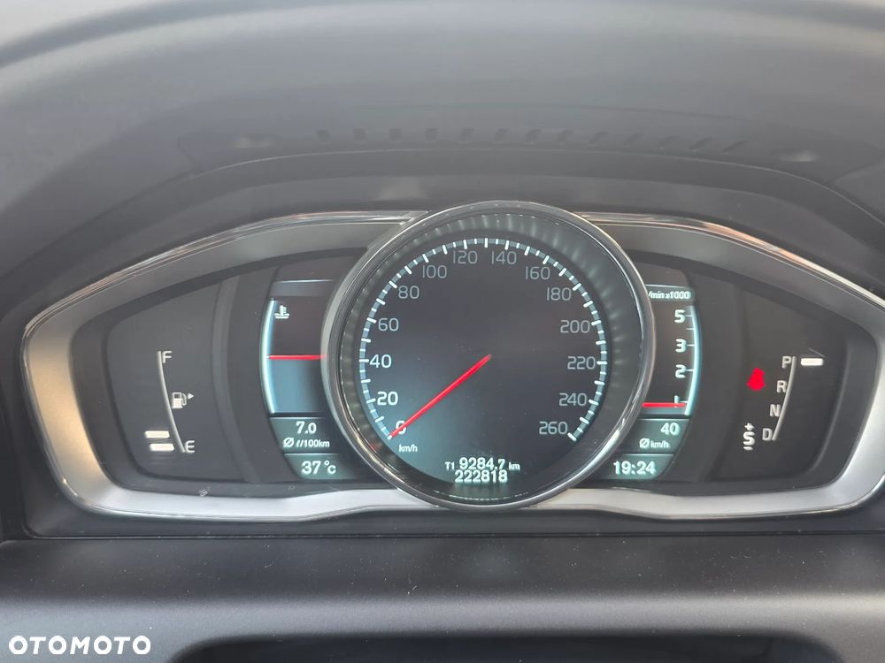 Volvo XC 60 D4 Geartronic Summum - 25