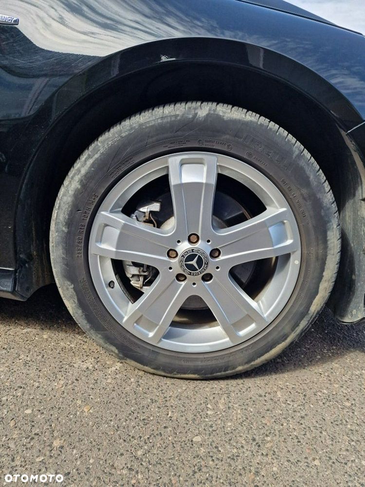 Mercedes-Benz Klasa R 350 CDI L DPF 4Matic 7G-TRONIC - 36