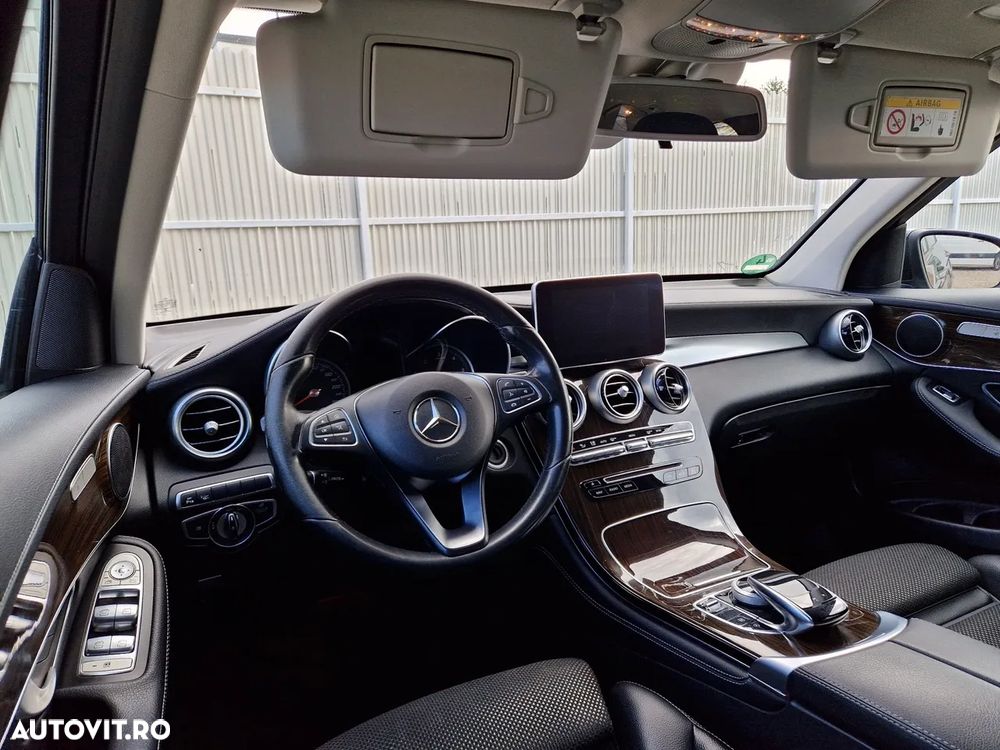 Mercedes-Benz GLC 250 d 4Matic 9G-TRONIC AMG Line - 15