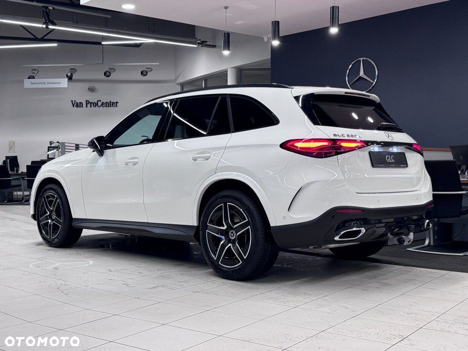 Mercedes-Benz GLC - 3