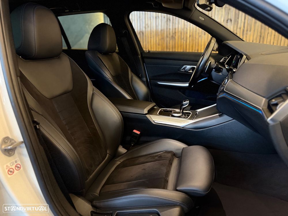 BMW 330 e Touring Aut. M Sport - 22