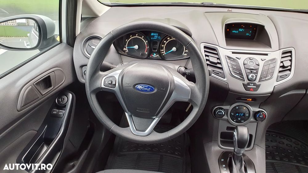 Ford Fiesta 1.6 Ti-VCT Aut. Trend - 13