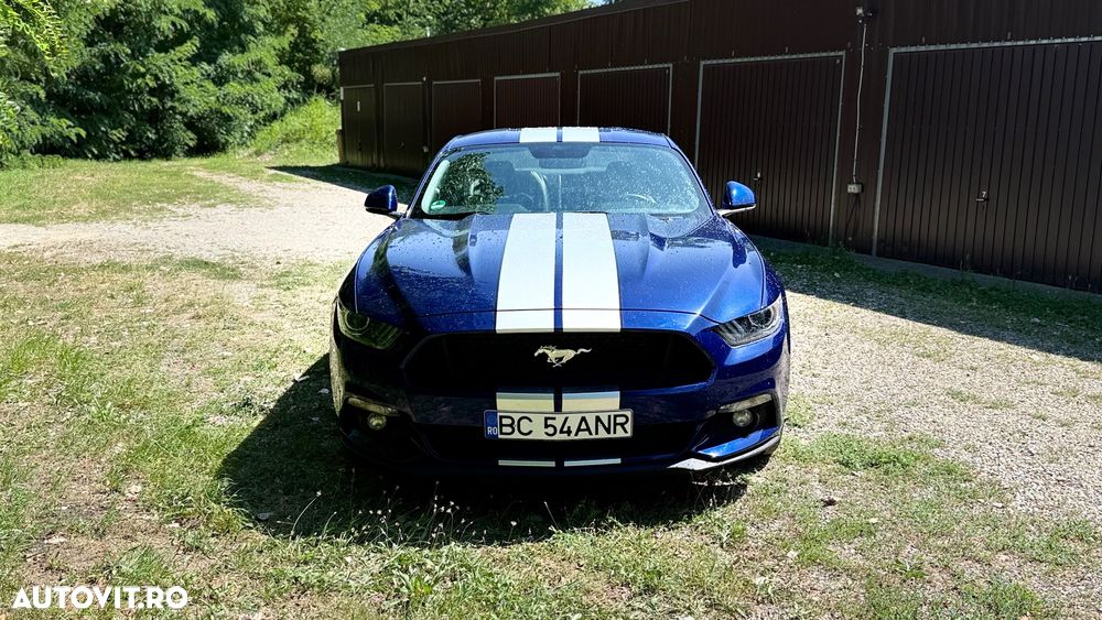 Ford Mustang - 2
