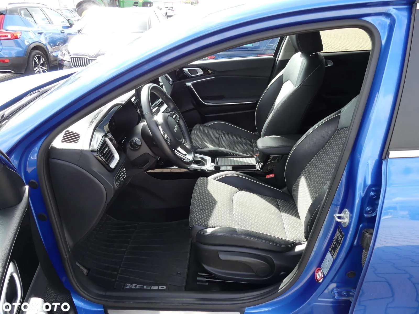 Kia XCeed - 8