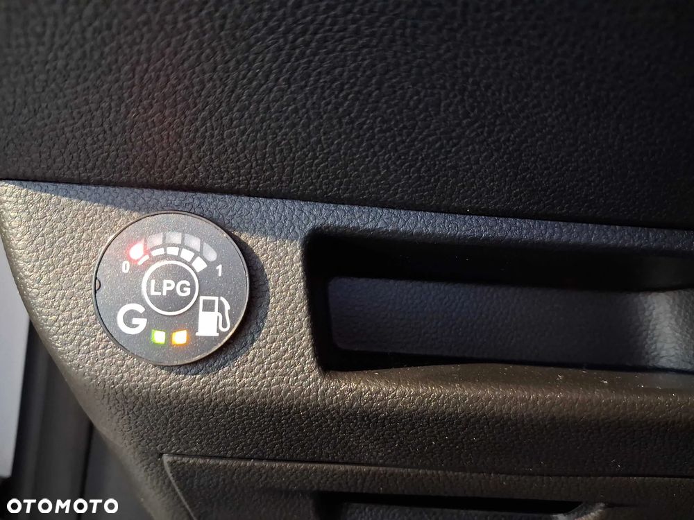 Mitsubishi Colt 1.0T Invite - 14