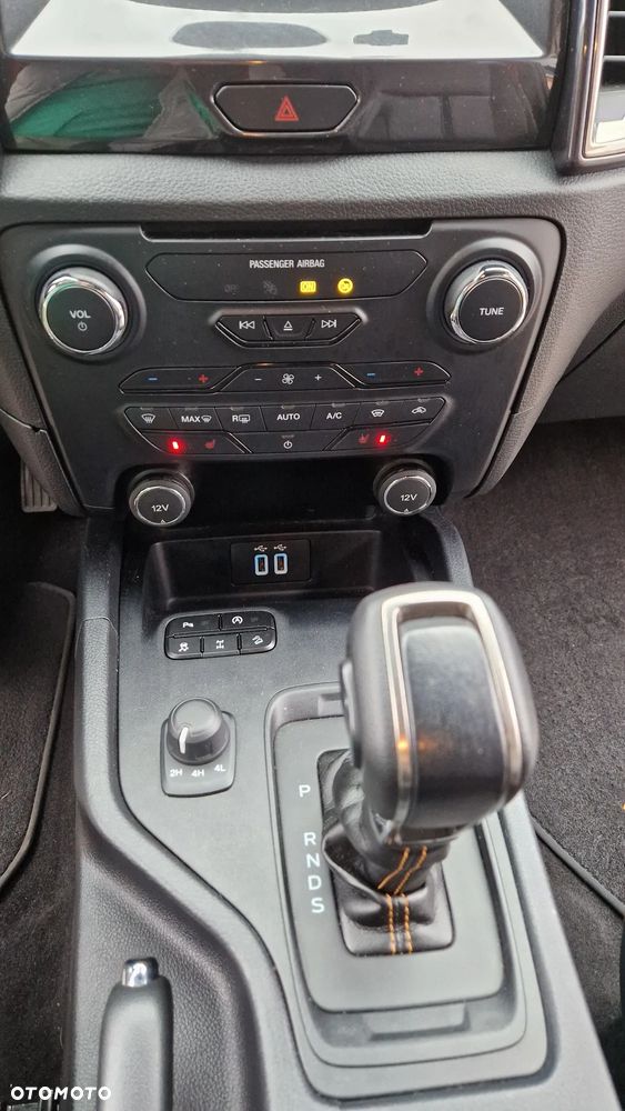 Ford Ranger 2.0 EcoBlue 4x4 DC Wildtrak - 25