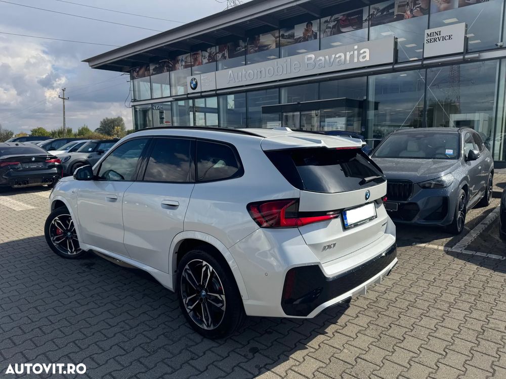 BMW iX1 xDrive30 - 3