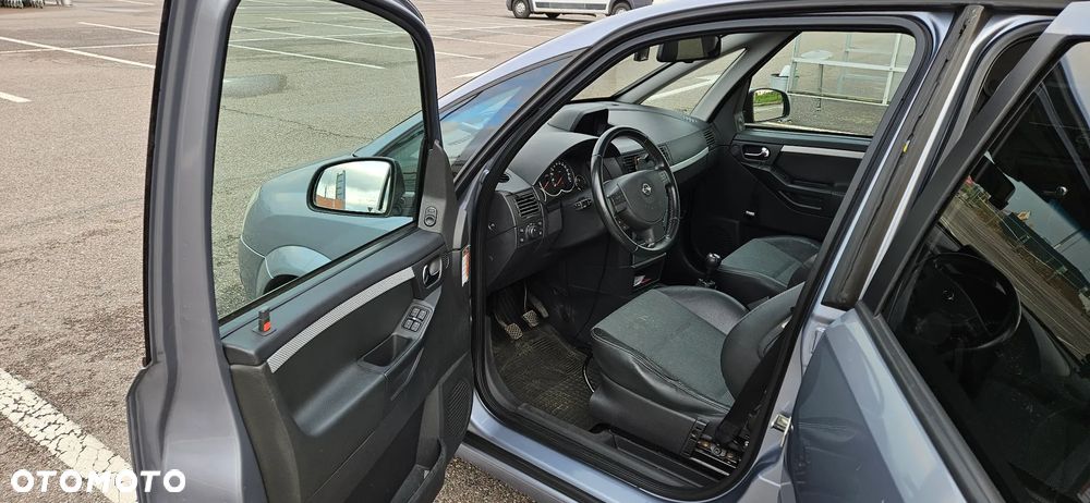 Opel Meriva 1.6 Cosmo - 18