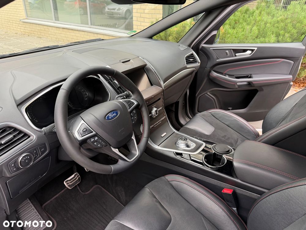 Ford S-Max - 22