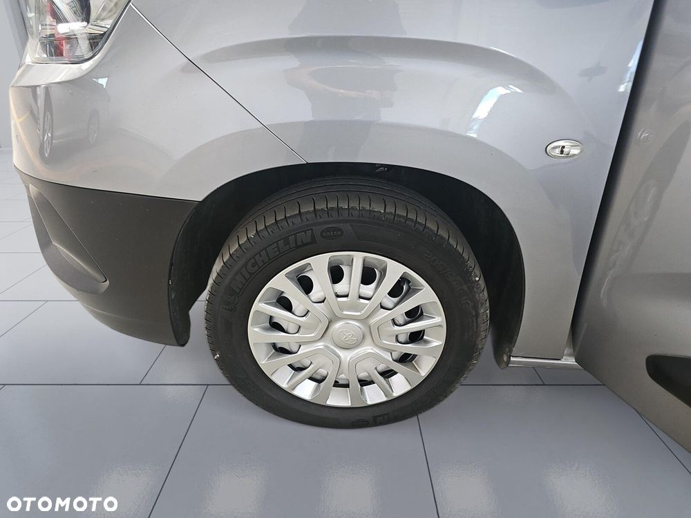 Toyota ProAce 2.3T 1.5D-4D 100KM long Furgon Active - 26