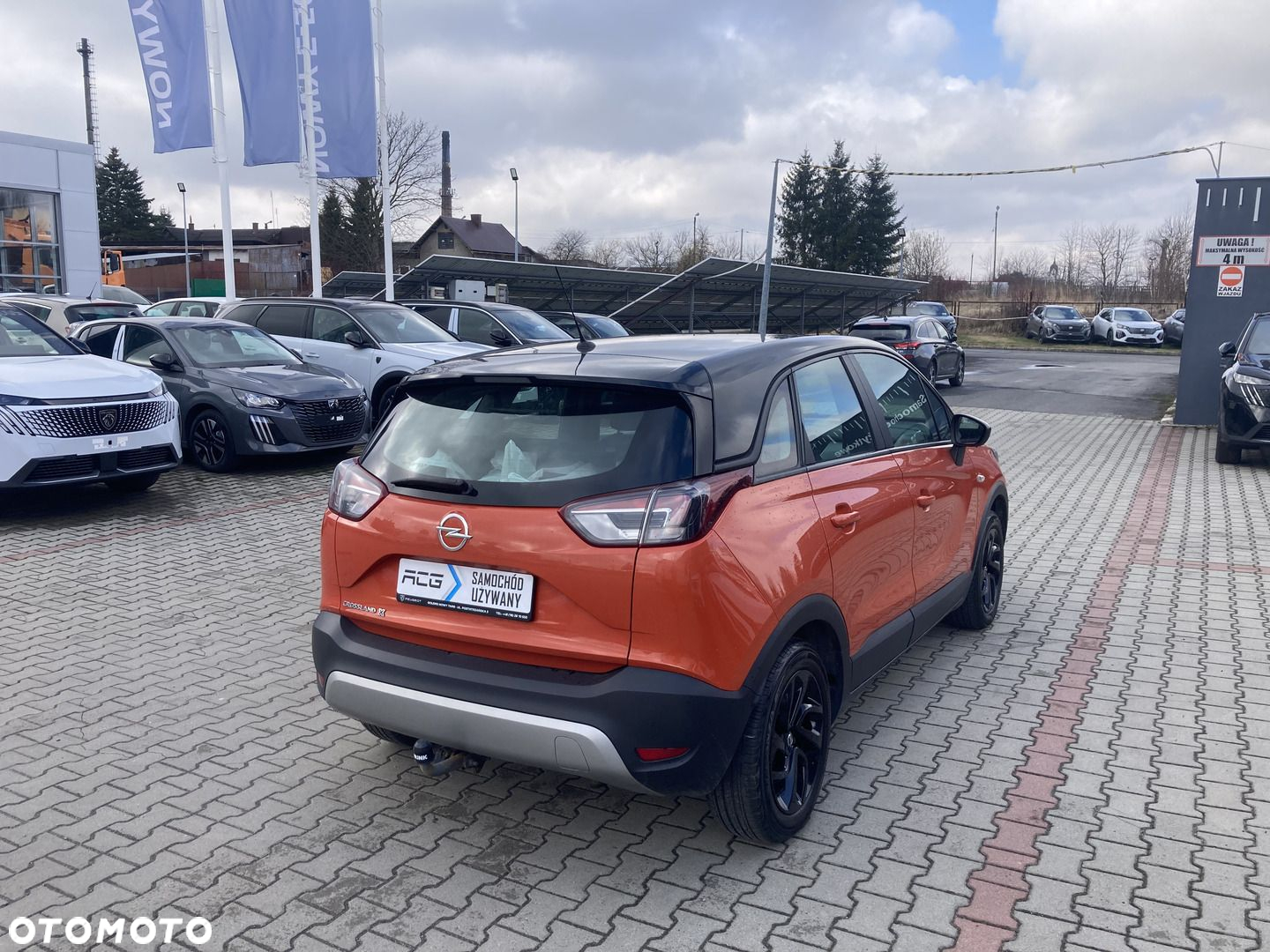 Opel Crossland X 1.2 Essentia - 5