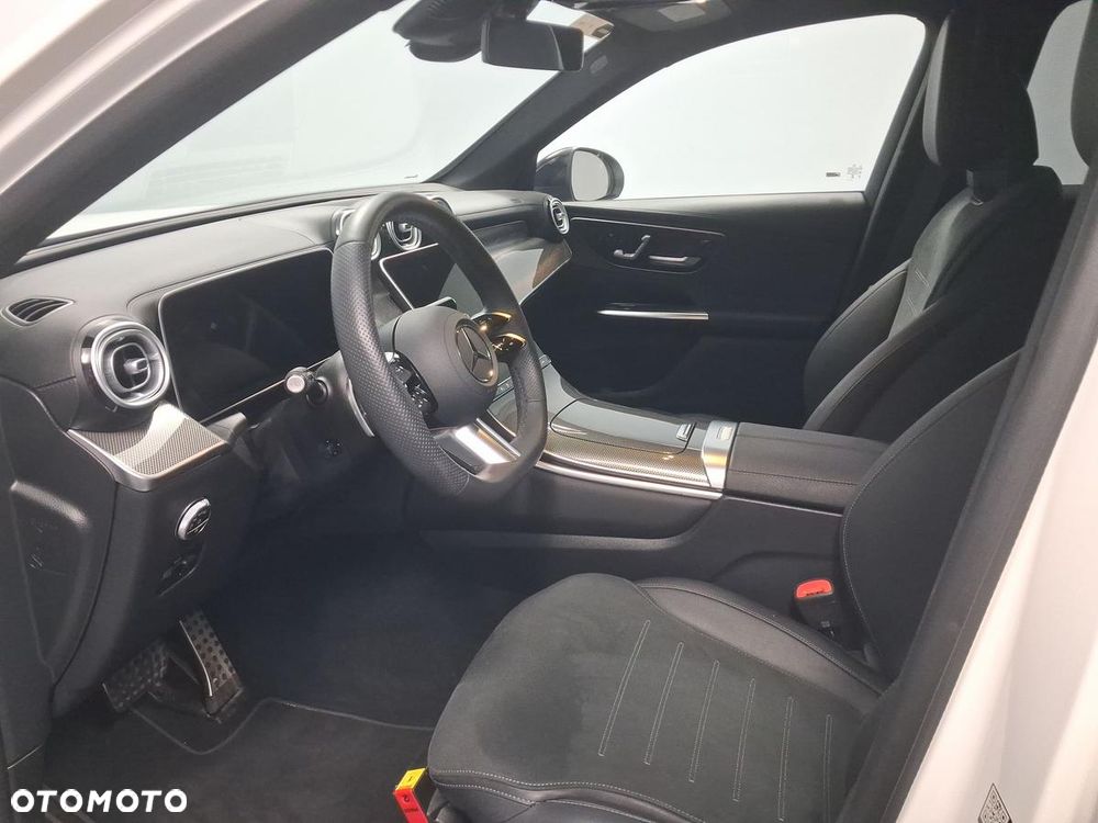 Mercedes-Benz GLC 300 de 4-Matic AMG Line - 13