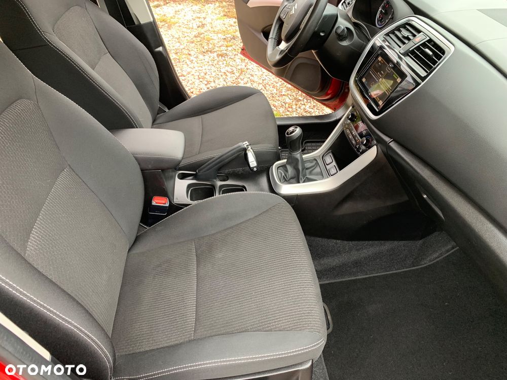 Suzuki SX4 S-Cross - 23