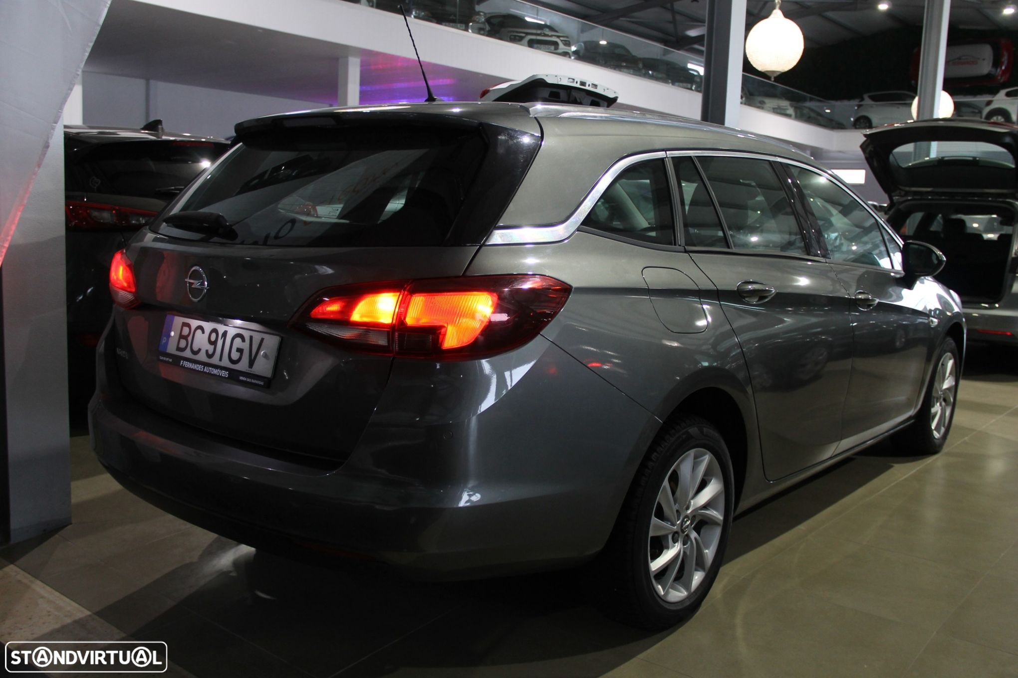 Opel Astra Sports Tourer - 3