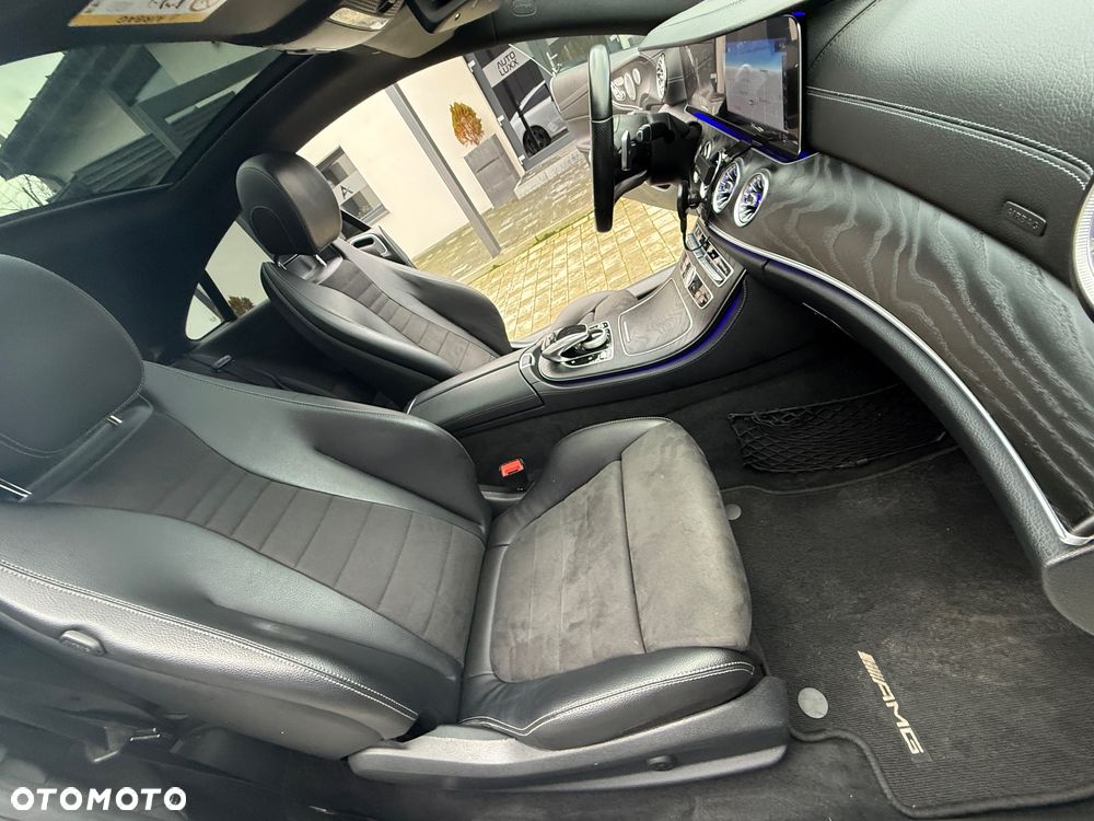 Mercedes-Benz Klasa E 220 d 4-Matic 9G-TRONIC - 31