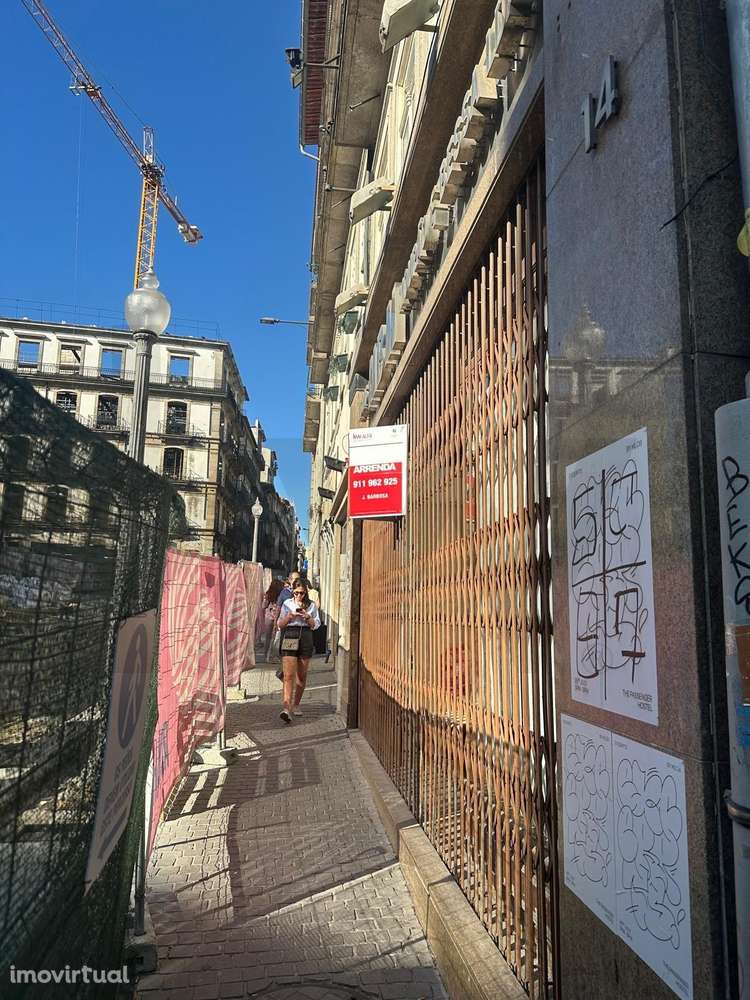 Loja Exclusiva no Coração do Porto – Largo dos Lóios - Grande imagem: 2/3