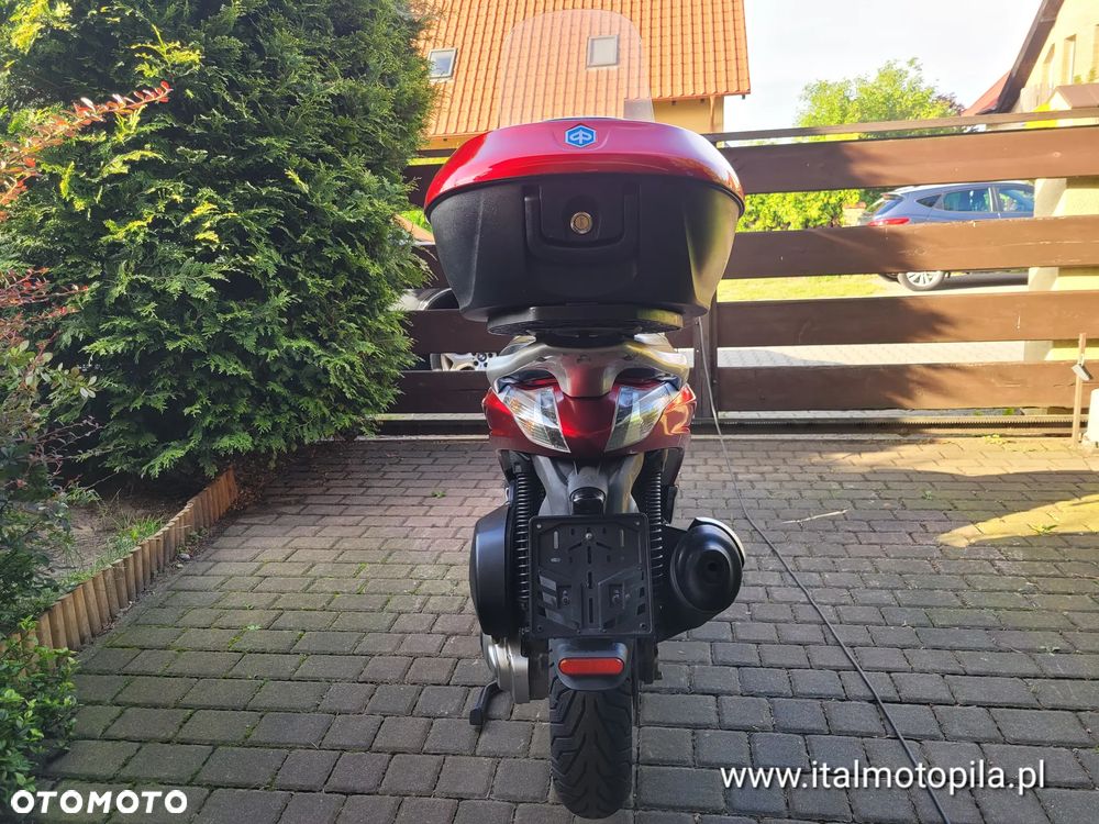 Piaggio Beverly - 10