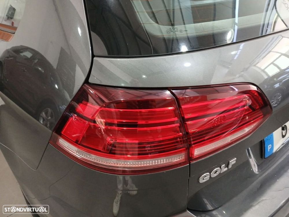 VW Golf Variant 1.6 TDi Confortline - 37