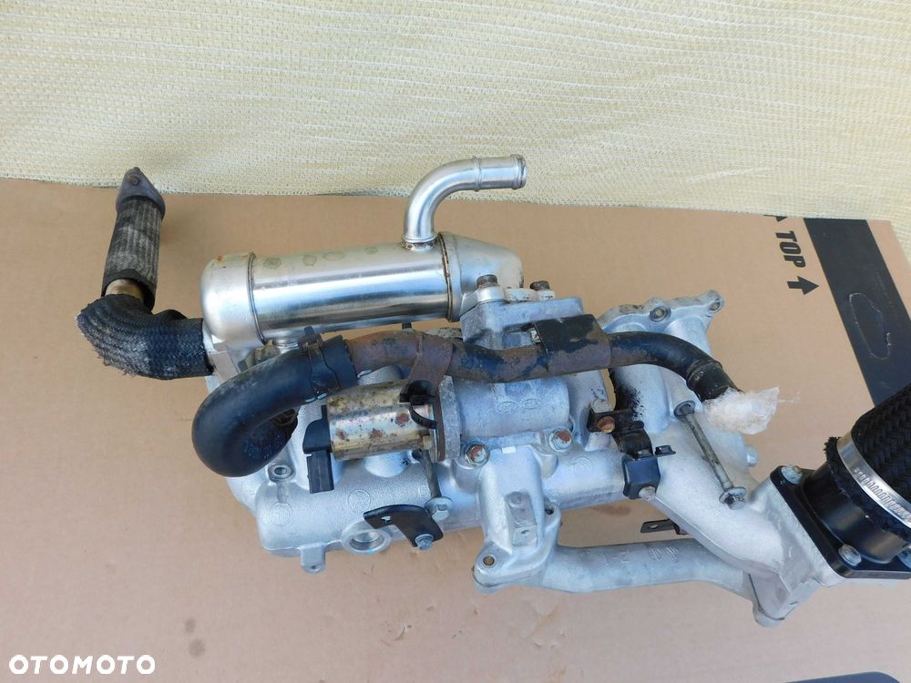 Kolektor ssący EGR rury Hyundai H-1 II Starex 2.5 CRDI 2011 oryginał - 3