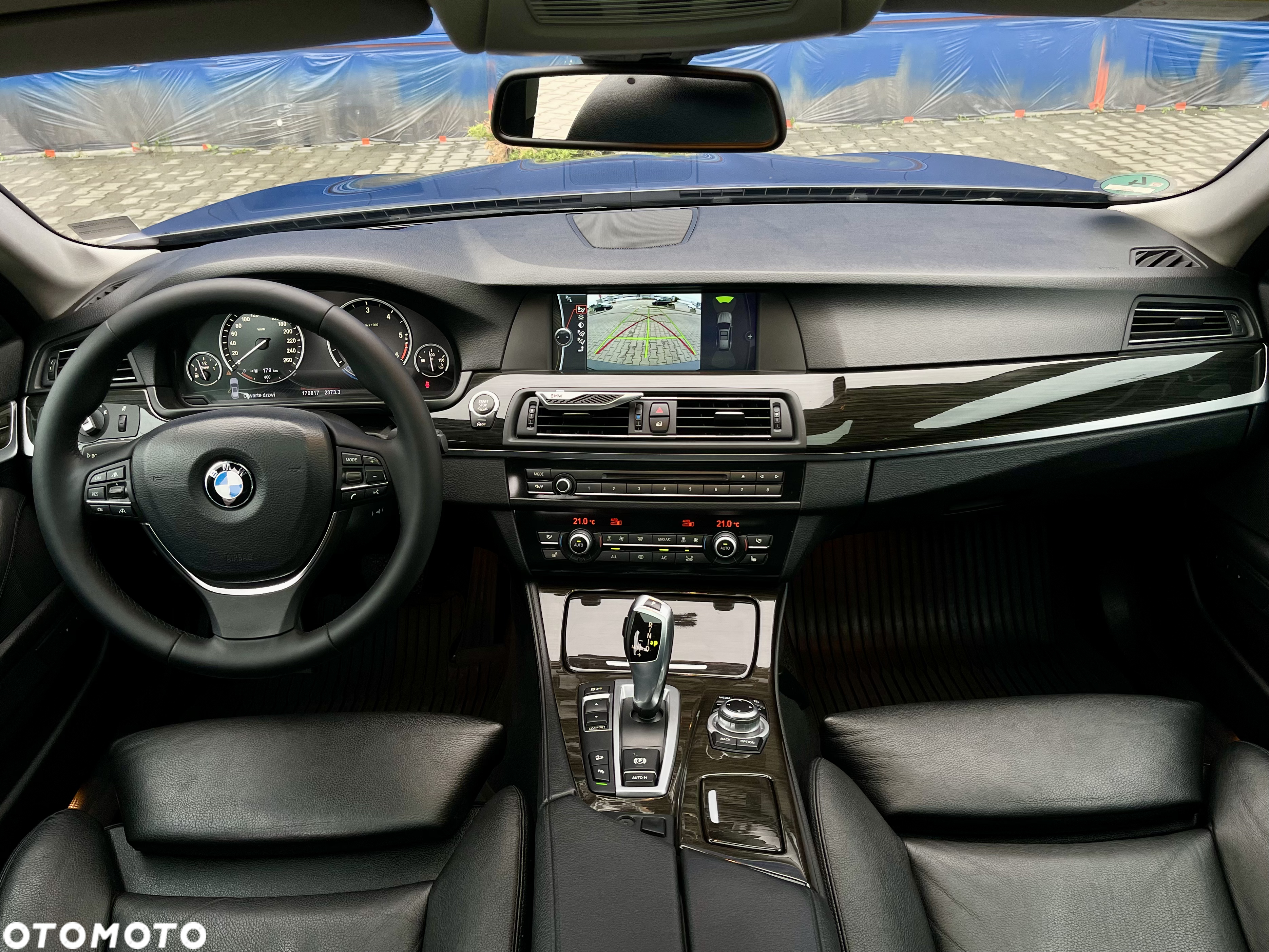 BMW Seria 5 530d xDrive Touring - 25
